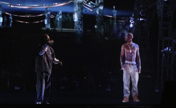Hologram real